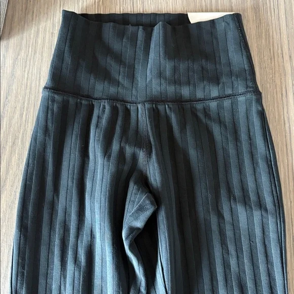 Aerie OFFLINE OG Flare Pants Ribbed High Rise Black XS NWT - Picture 3 of 6